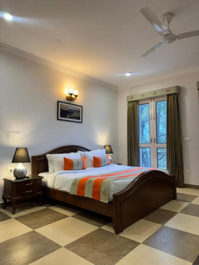Amritara Kasauli Kollections